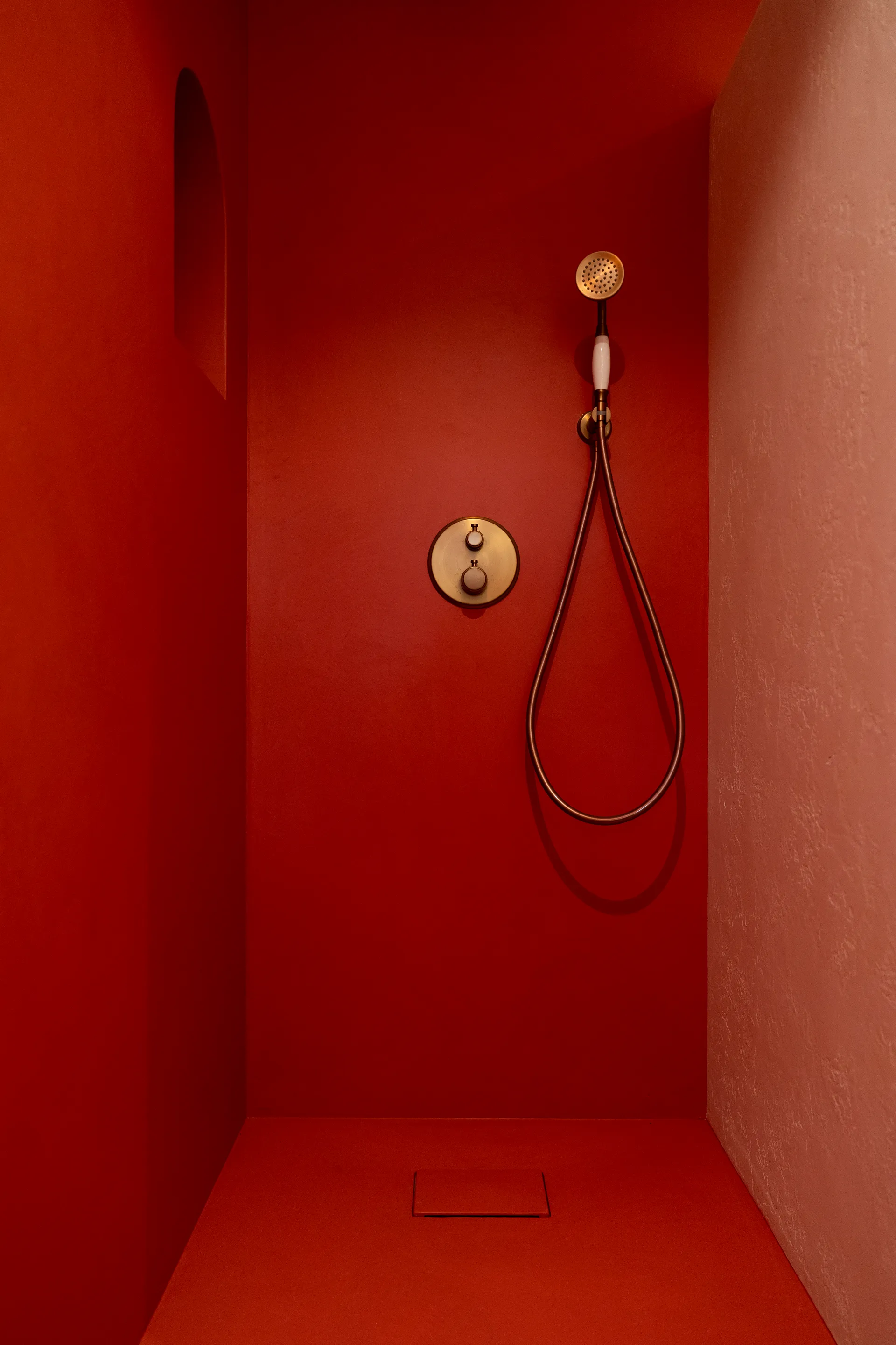 Douche italienne en beton cire — DOD& Anglet